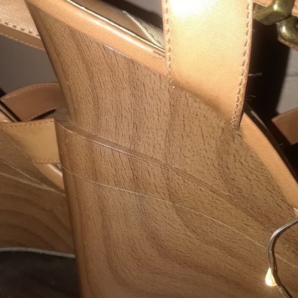 Wedges - Picture 9 of 9